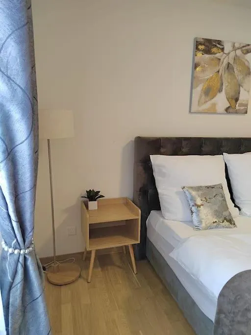 Apartment Arnold Basilea 0*,